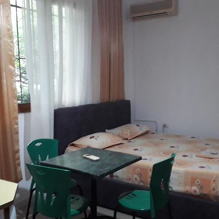 H&A Guest House Golem  Ngoại thất bức ảnh